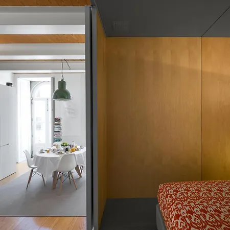 Flattered To Be In Apartman