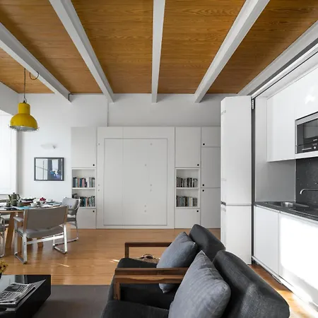 Flattered To Be In Apartman *