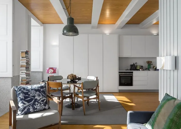 Flattered To Be In Apartmán