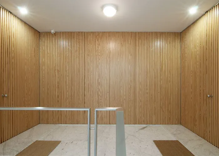 شقة Flattered To Be In *