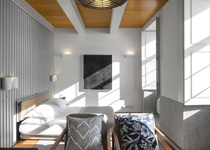 Flattered To Be In بورتو